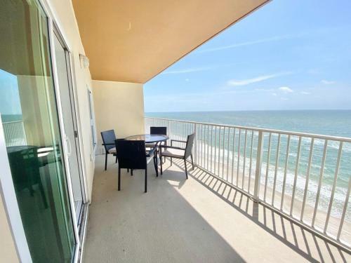 Crystal Shores West By Youngs Suncoast