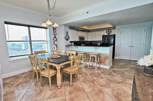 Crystal Shores West By Youngs Suncoast