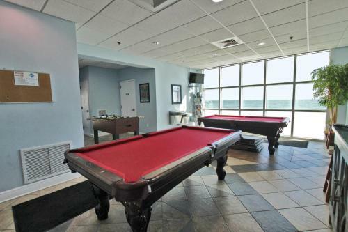 Crystal Shores West By Youngs Suncoast