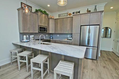 West Side Cottages Unit B By Youngs Suncoast