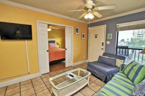 Cove By Youngs Suncoast