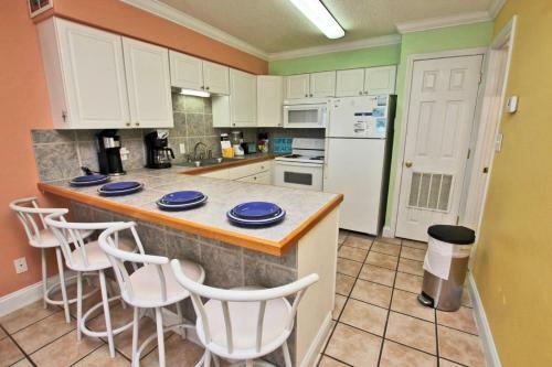 Cove By Youngs Suncoast