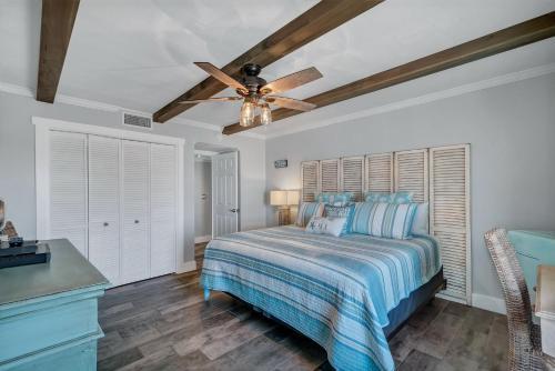 Island Winds East Unit 401