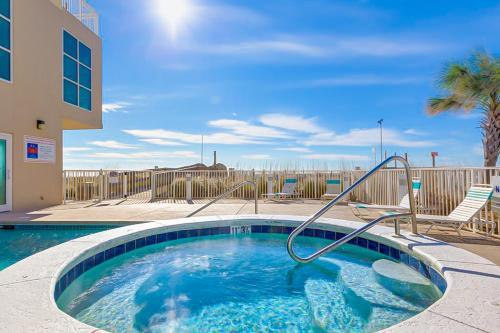 Hotel Crystal Shores III