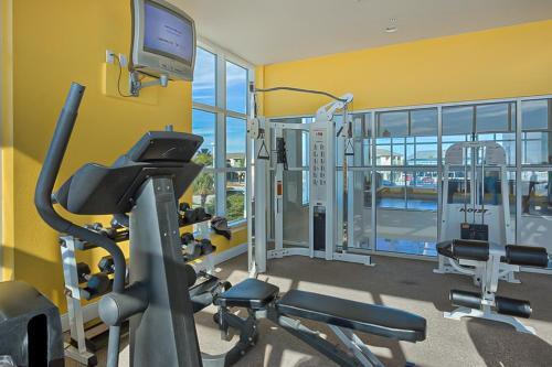 Hotel Crystal Shores III