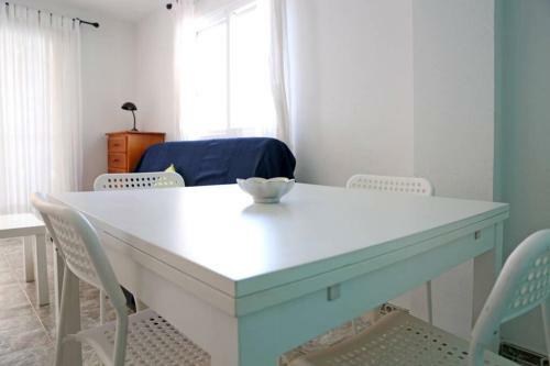 Apartamento Con Piscina En Playa Miramar