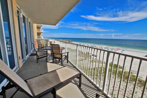 San Carlos 401 By Youngs Suncoast