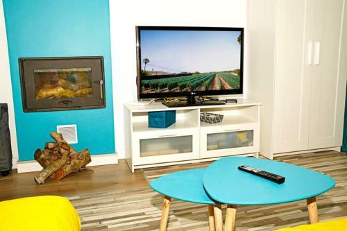 Castella Home - Pool And Barbacue