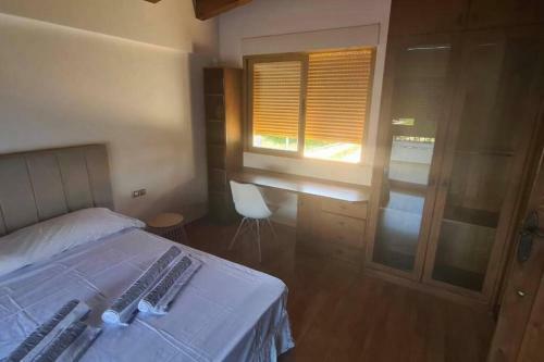 Magnifico Chalet Independiente Con Piscina