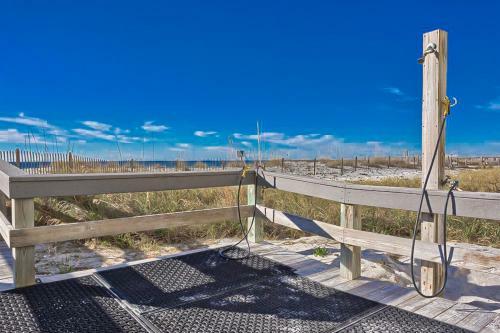 Lighthouse 1403