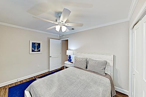 The Sand & Surf Beach House A & B