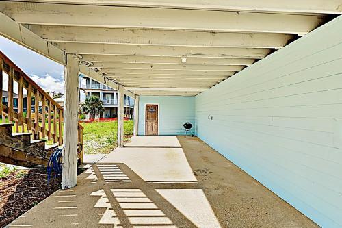 The Sand & Surf Beach House A & B