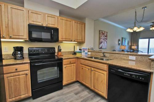 Crystal Tower 1608 By Youngs Suncoast