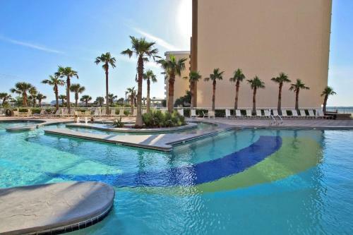 Crystal Tower 1205 By Youngs Suncoast