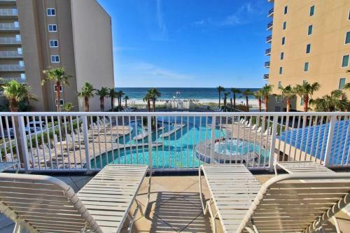 Crystal Tower 1205 By Youngs Suncoast