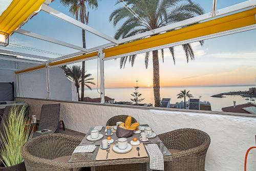 Mogan Luxury Apartment, Sea Views, Jacuzzi And Sauna.