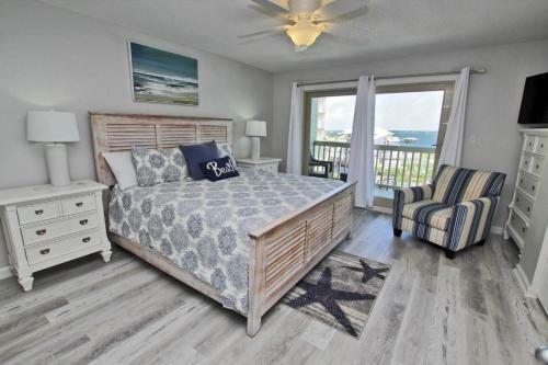 Summerhouse West By Youngs Suncoast