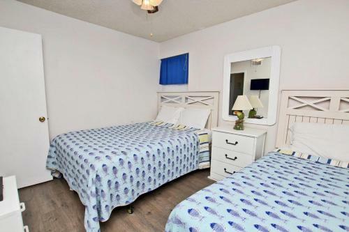 Sea Breeze By Youngs Suncoast