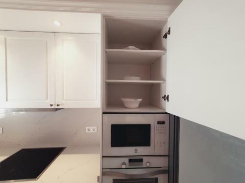 Elegant And Spacious Apartment With Sea Vieuw