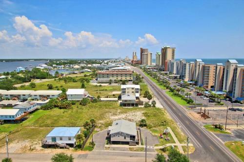 Crystal Tower 1101 By Youngs Suncoast