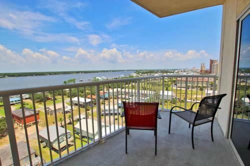 Crystal Tower 1101 By Youngs Suncoast