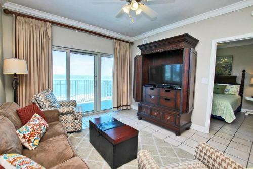 Crystal Tower 1101 By Youngs Suncoast