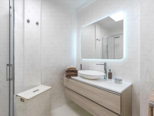 Apartamento Brand New Home With Sunset Terrace