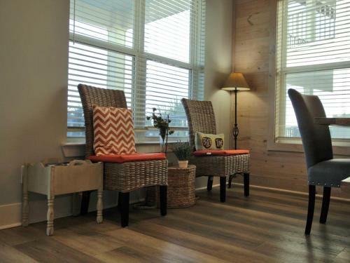 Pass Time Cottages By Youngs Suncoast