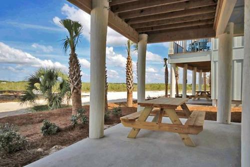 Pass Time Cottages By Youngs Suncoast
