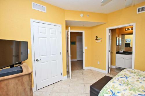 Crystal Tower 1809 By Youngs Suncoast