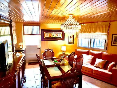 Acogedora Casita Junto Al R�o Cabe!
