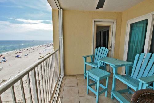 Castaways By Youngs Suncoast