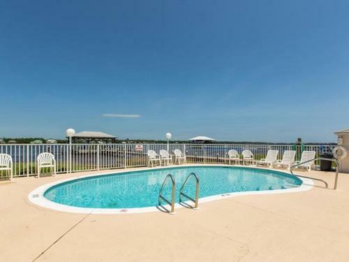 On Golden Pond 8a West By Youngs Suncoast