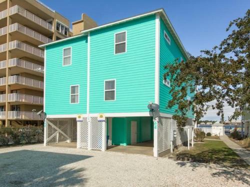 On Golden Pond 8a West By Youngs Suncoast