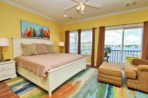 On Golden Pond 8a West By Youngs Suncoast