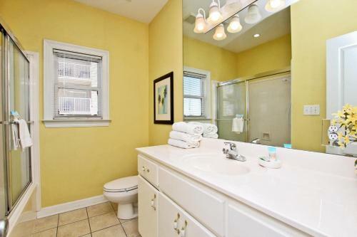 On Golden Pond 8a West By Youngs Suncoast