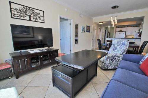 Crystal Tower 1102 By Youngs Suncoast
