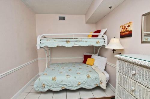 Legacy 102 By Youngs Suncoast