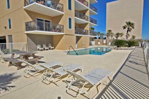 Legacy 102 By Youngs Suncoast