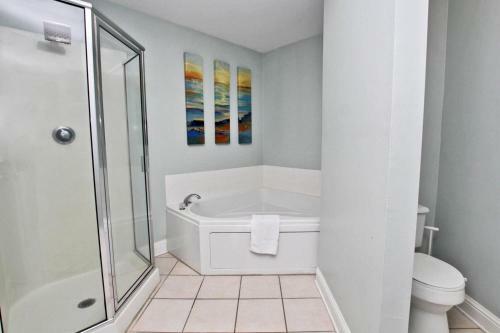 Lighthouse By Youngs Suncoast