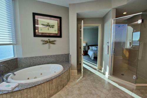 Bel Sole Penthouse 1801 By Youngs Suncoast