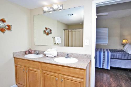 Sanibel By Youngs Suncoast