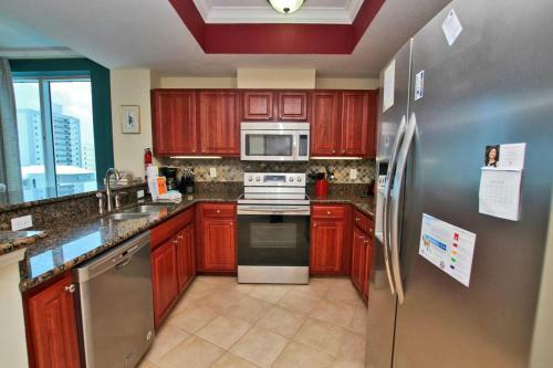Crystal Tower 609 By Youngs Suncoast