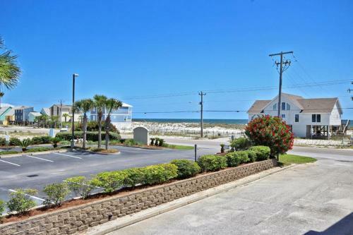 Laguna Bella B1 By Youngs Suncoast