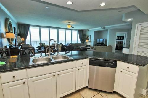 San Carlos Penthouse 4 By Youngs Suncoast