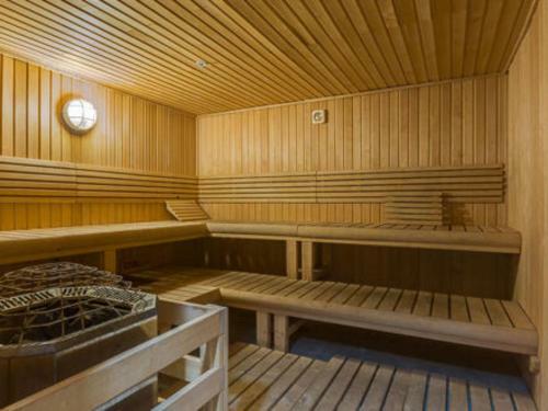 Crystal Tower 601 By Youngs Suncoast