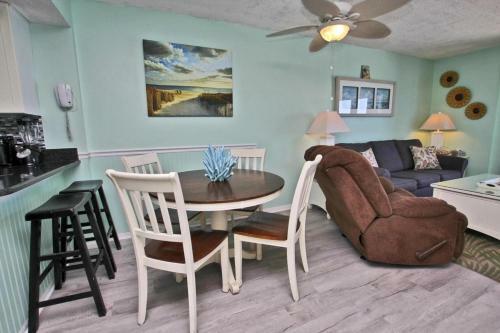 Surfside Shores By Youngs Suncoast