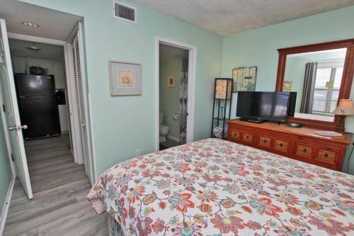 Surfside Shores By Youngs Suncoast