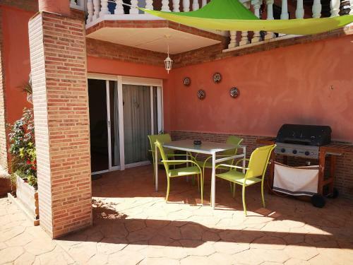 Studios - Suite Princi�re + Piscine Pr�s De Valencia
