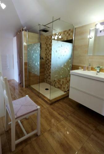 Studios - Suite Princi�re + Piscine Pr�s De Valencia